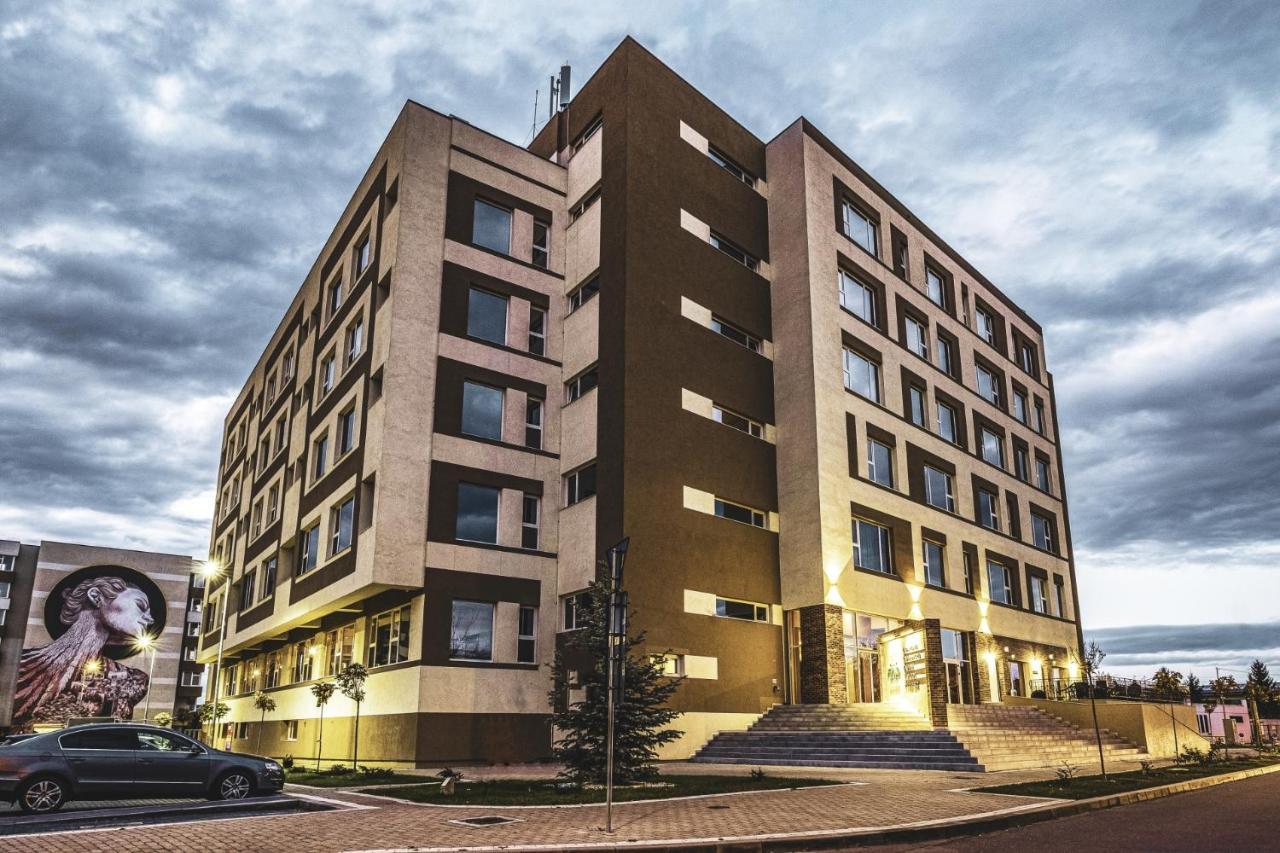 Fiald Hotel & Spa باكاو المظهر الخارجي الصورة