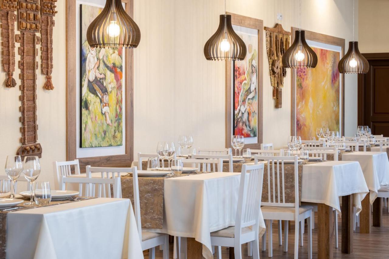 Fiald Hotel & Spa باكاو المظهر الخارجي الصورة